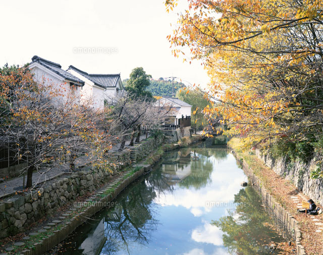 紅葉の八幡堀 近江八幡市 滋賀県
(c)SIGEO MATSUNO/SEBUN PHOTO