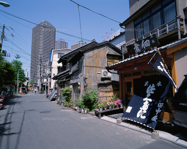 佃島界隈の町並みとリバーシティ21 東京都
(c)SINJI KANAMORI/SEBUN PHOTO