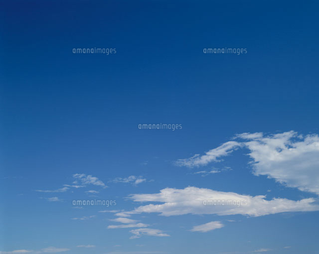10月の雲
(c)SHINICHI NAKAZATO/orion