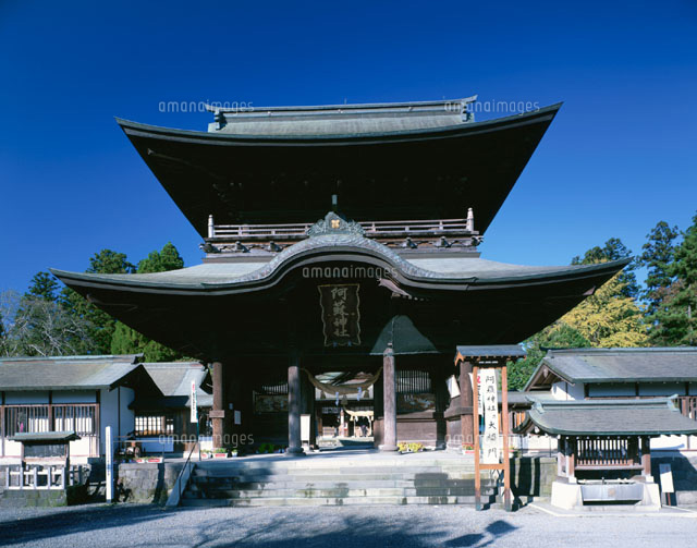阿蘇神社 楼門 一の宮町 熊本県
(c)YOSHITSUGU NISHIGAKI/SEBUN PHOTO