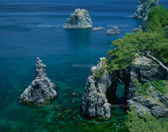 青海島 長門市 山口県
(c)YOSHITSUGU NISHIGAKI/SEBUN PHOTO