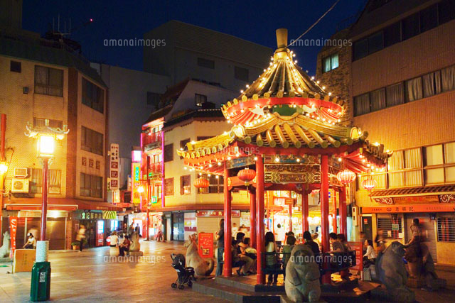 南京町広場の夜景 神戸市 兵庫県
(c)YOSHITSUGU NISHIGAKI/SEBUN PHOTO