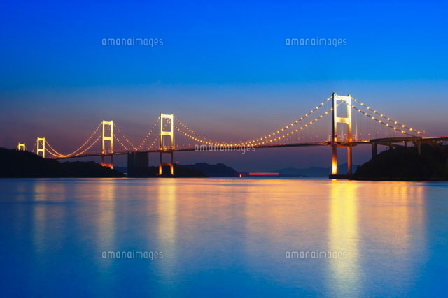 来島大橋夜景 愛媛県
(c)YOSHITSUGU NISHIGAKI/SEBUN PHOTO