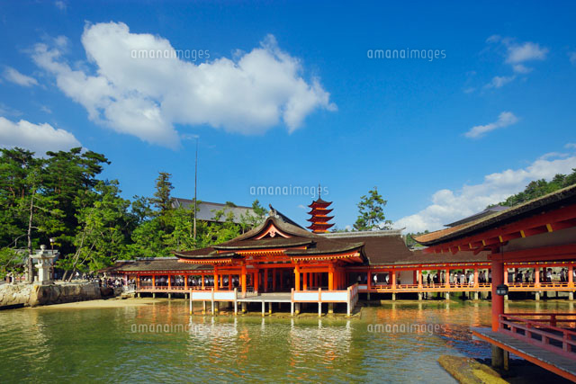 厳島神社
(c)YOSHITSUGU NISHIGAKI/SEBUN PHOTO