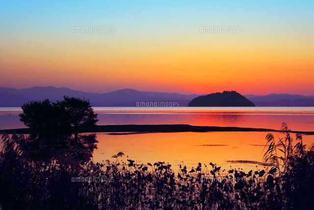 竹生島の夕景
(c)YOSHITSUGU NISHIGAKI/SEBUN PHOTO
