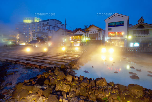 草津温泉夜景
(c)YOSHITSUGU NISHIGAKI/SEBUN PHOTO