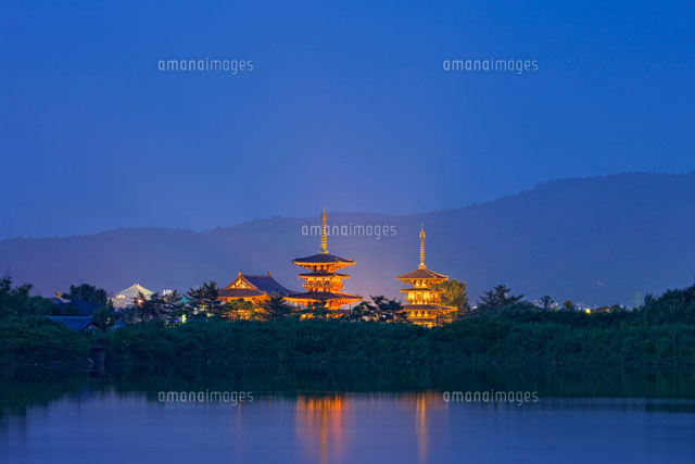 西の京大池と薬師寺夜景
(c)YOSHITSUGU NISHIGAKI/SEBUN PHOTO