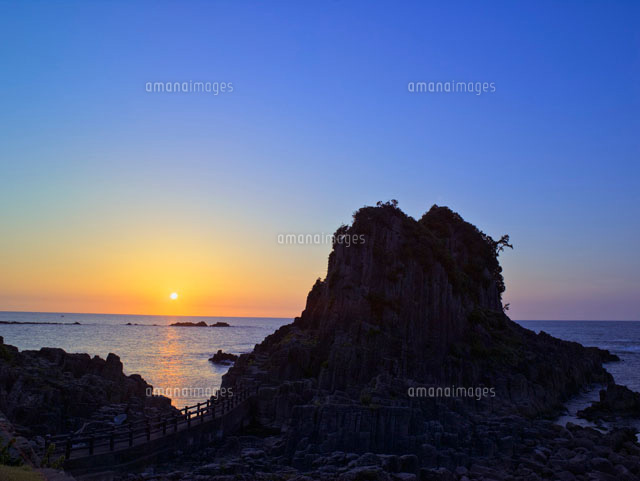 越前海岸夕景
(c)YOSHITSUGU NISHIGAKI/SEBUN PHOTO
