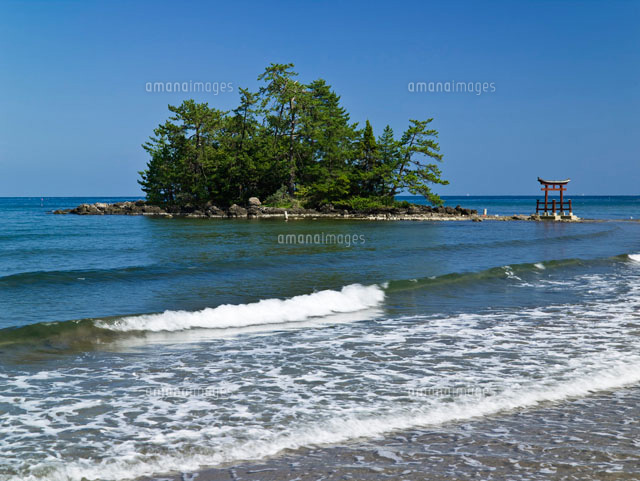 恋路海岸と弁天島
(c)YOSHITSUGU NISHIGAKI/SEBUN PHOTO