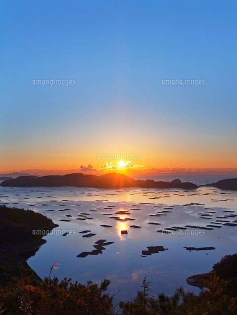 虫明湾の日の出
(c)YOSHITSUGU NISHIGAKI/SEBUN PHOTO