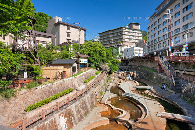 有馬川と有馬温泉の町並み
(c)YOSHITSUGU NISHIGAKI/SEBUN PHOTO