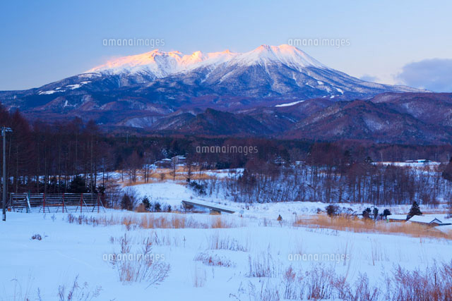 朝の開田高原と御岳
(c)YOSHITSUGU NISHIGAKI/SEBUN PHOTO