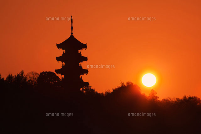 備中国分寺と朝日
(c)YOSHITSUGU NISHIGAKI/SEBUN PHOTO
