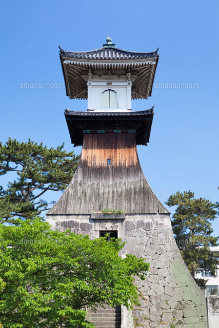 高燈篭
(c)YOSHITSUGU NISHIGAKI/SEBUN PHOTO