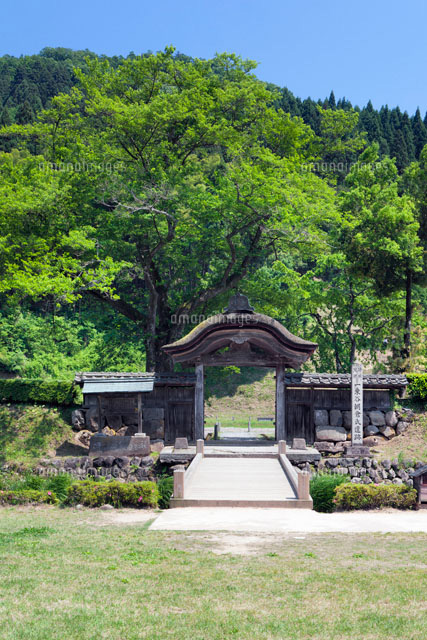 一乗谷朝倉市遺跡唐門
(c)YOSHITSUGU NISHIGAKI/SEBUN PHOTO