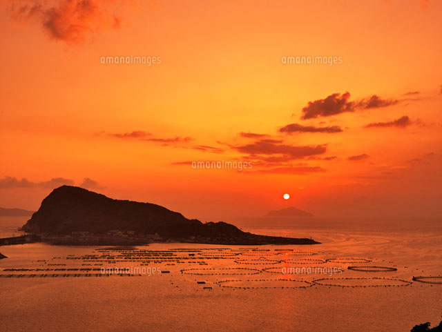 柏島と夕日
(c)YOSHITSUGU NISHIGAKI/SEBUN PHOTO