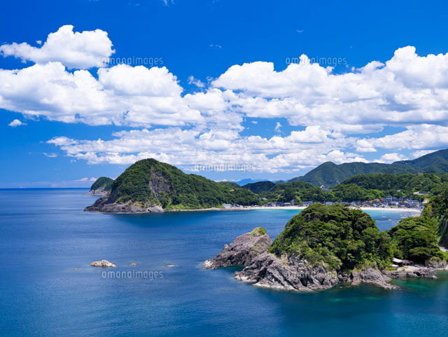竹野海岸と淀の洞門
(c)YOSHITSUGU NISHIGAKI/SEBUN PHOTO