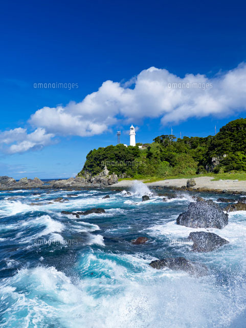 潮岬灯台
(c)YOSHITSUGU NISHIGAKI/SEBUN PHOTO