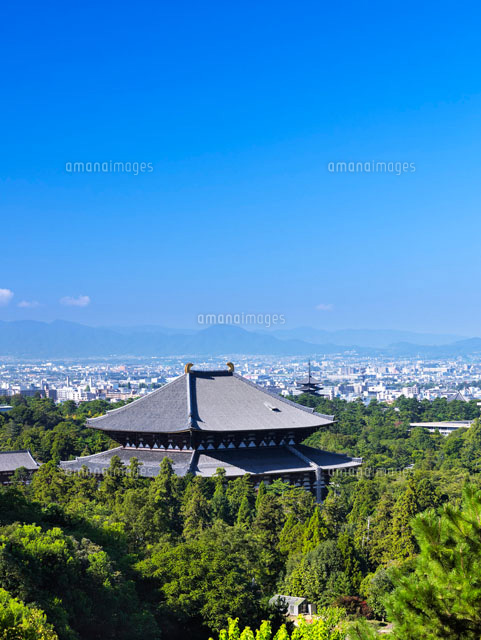 若草山より東大寺と奈良市街
(c)YOSHITSUGU NISHIGAKI/SEBUN PHOTO