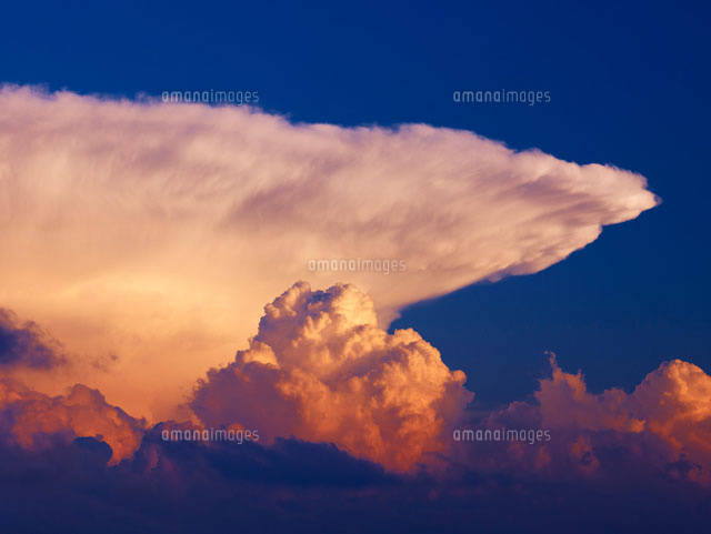 夕焼け雲
(c)YOSHITSUGU NISHIGAKI/SEBUN PHOTO