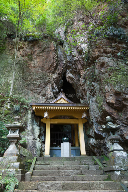 浅山不動尊
(c)YOSHITSUGU NISHIGAKI/SEBUN PHOTO