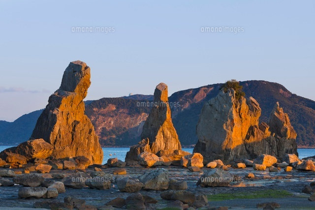 橋杭岩夕景
(c)YOSHITSUGU NISHIGAKI/SEBUN PHOTO