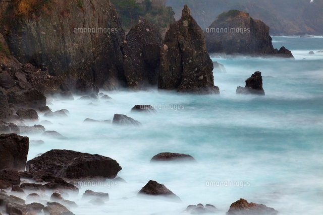 ハサカリ岩
(c)YOSHITSUGU NISHIGAKI/SEBUN PHOTO
