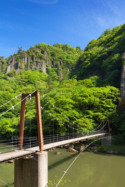 新緑の立久恵峡と不老橋
(c)YOSHITSUGU NISHIGAKI/SEBUN PHOTO