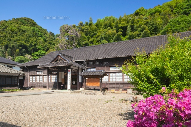 石見銀山 ツツジ咲く代官所跡
(c)YOSHITSUGU NISHIGAKI/SEBUN PHOTO