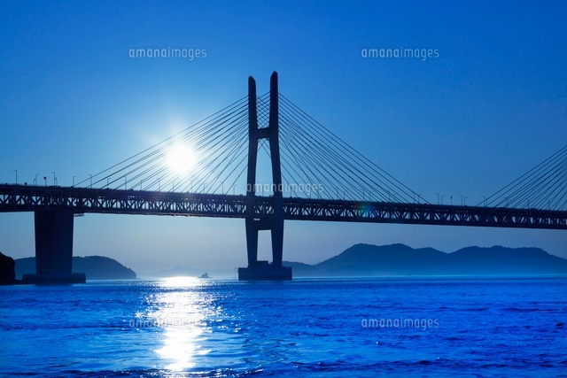 瀬戸大橋夕景
(c)YOSHITSUGU NISHIGAKI/SEBUN PHOTO
