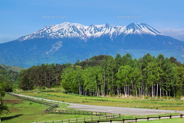 新緑の開田高原より御岳
(c)YOSHITSUGU NISHIGAKI/SEBUN PHOTO