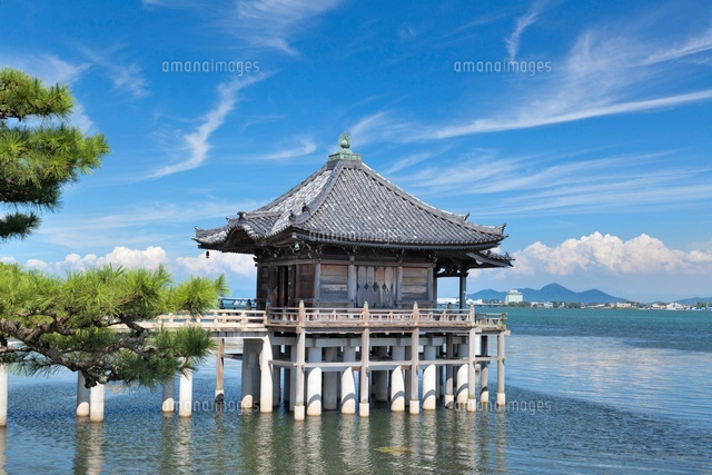 浮御堂と琵琶湖
(c)YOSHITSUGU NISHIGAKI/SEBUN PHOTO