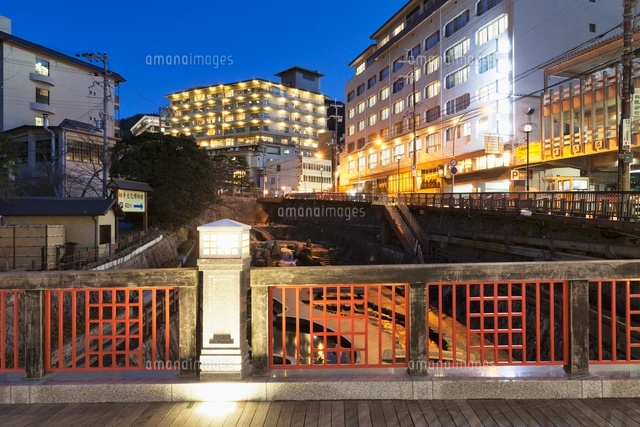 太閤橋と有馬温泉夜景
(c)YOSHITSUGU NISHIGAKI/SEBUN PHOTO