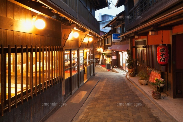有馬温泉の町並み夜景
(c)YOSHITSUGU NISHIGAKI/SEBUN PHOTO