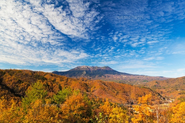秋の地蔵峠より御岳
(c)YOSHITSUGU NISHIGAKI/SEBUN PHOTO
