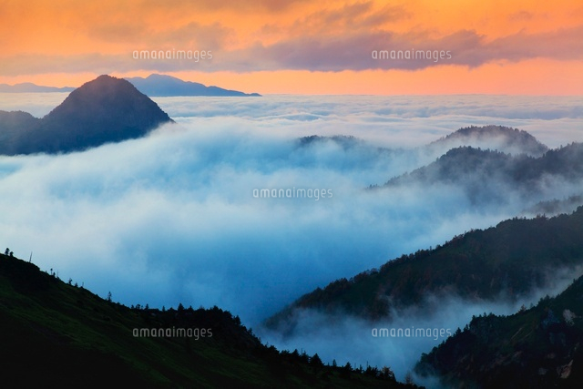 笠ヶ岳と夕景
(c)YOSHITSUGU NISHIGAKI/SEBUN PHOTO