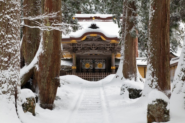 雪の永平寺
(c)YOSHITSUGU NISHIGAKI/SEBUN PHOTO