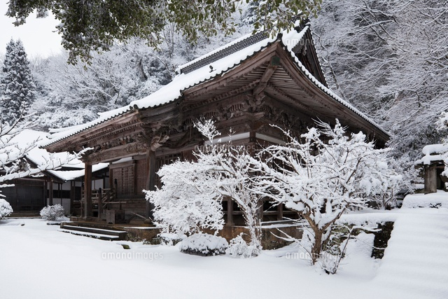 雪の勝源寺
(c)YOSHITSUGU NISHIGAKI/SEBUN PHOTO