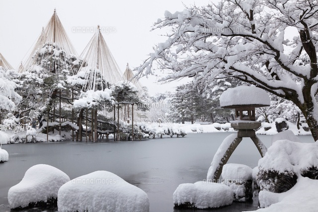 雪の兼六園
(c)YOSHITSUGU NISHIGAKI/SEBUN PHOTO
