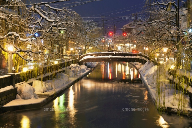 雪の城崎温泉夜景
(c)YOSHITSUGU NISHIGAKI/SEBUN PHOTO