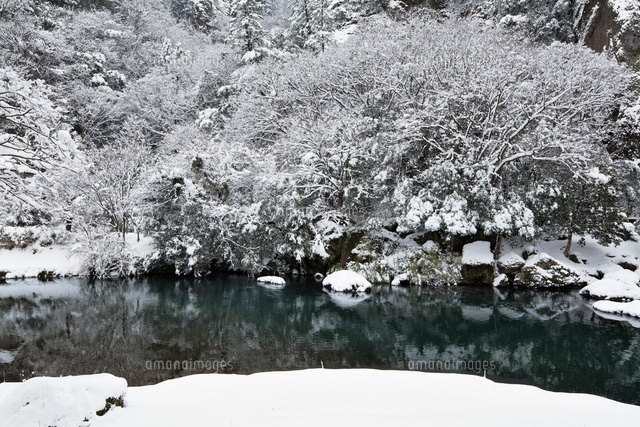 雪の立久恵峡
(c)YOSHITSUGU NISHIGAKI/SEBUN PHOTO