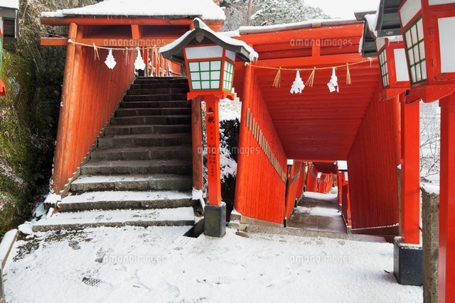 雪の太鼓谷稲荷神社
(c)YOSHITSUGU NISHIGAKI/SEBUN PHOTO