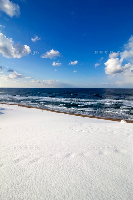 雪の鳥取砂丘
(c)YOSHITSUGU NISHIGAKI/SEBUN PHOTO