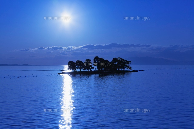 宍道湖と嫁ヶ島の夕日
(c)YOSHITSUGU NISHIGAKI/SEBUN PHOTO