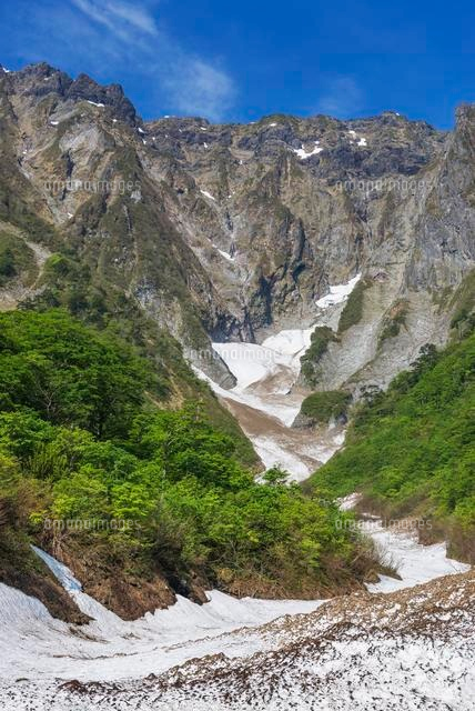 一ノ倉沢と谷川岳
(c)YOSHITSUGU NISHIGAKI/SEBUN PHOTO