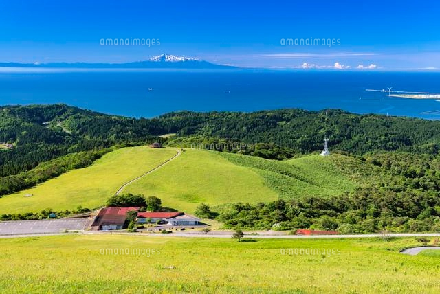 寒風山より鳥海山
(c)YOSHITSUGU NISHIGAKI/SEBUN PHOTO
