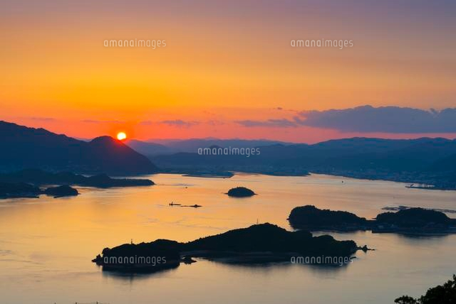 白滝山より瀬戸内海の夕景
(c)YOSHITSUGU NISHIGAKI/SEBUN PHOTO