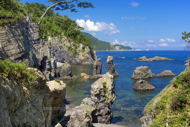 青海島 変装行列
(c)YOSHITSUGU NISHIGAKI/SEBUN PHOTO