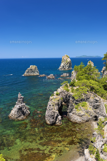 青海島 象の鼻
(c)YOSHITSUGU NISHIGAKI/SEBUN PHOTO