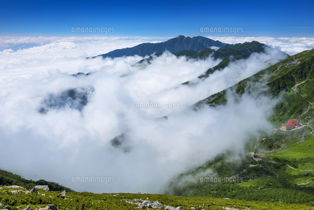 千畳敷カールと空木岳
(c)YOSHITSUGU NISHIGAKI/SEBUN PHOTO